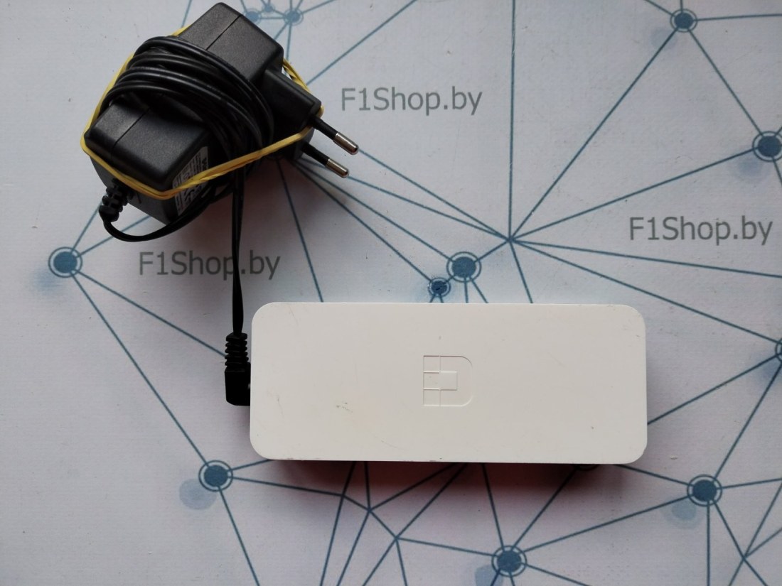 Коммутатор неуправляемый D-Link DES-1008c/L2B , БУ Коммутатор неуправляемый D-Link DES-1008c/L2B , БУ